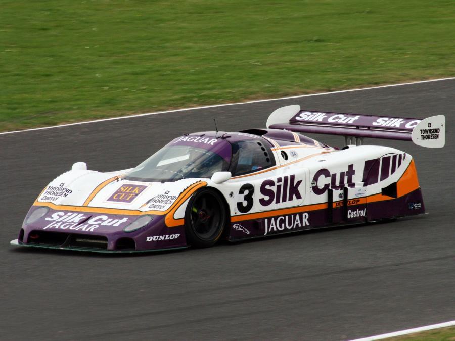  Jaguar XJR8 1987 года  (фото 12 из 16)